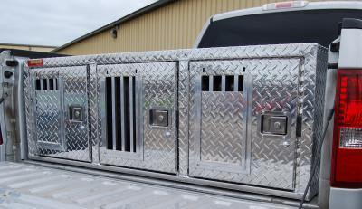 Image of Hunter Series Triple Compartment Dog Box - All Seasons Rear Vents w/o Storage - DOGSWAGI