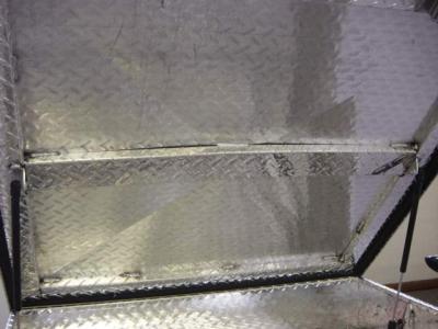 Hunter Series Double Compartment Dog Box Shallow - Standard Vents w/ Top Storage - DOGSWAGI